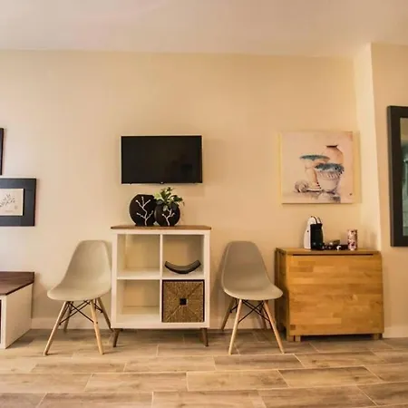 Centrico Apartamento A Estrenar En Torremolinos * 托雷莫利诺斯