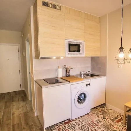 Céntrico apartamento a estrenar en Torremolinos Apartamento Torremolinos